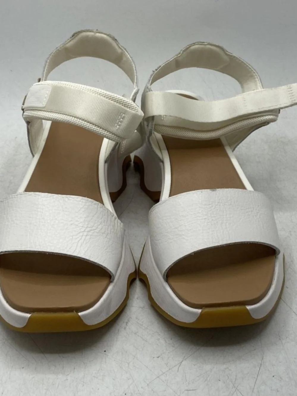 Sorel stylish white